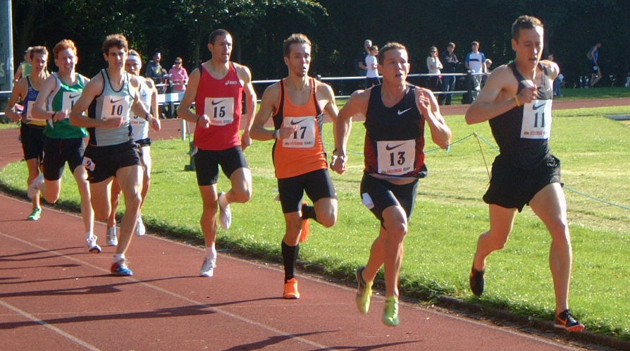 Men 800 B